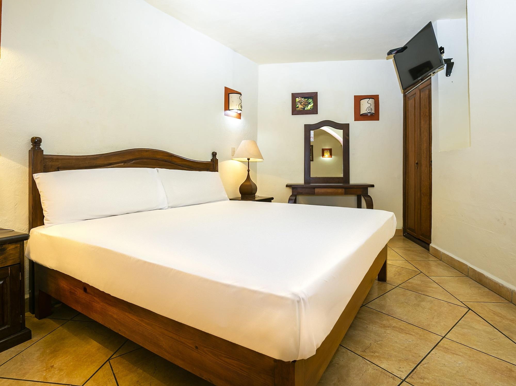 Hotel Casa Del Virrey & Suites มอเรเลีย ภายนอก รูปภาพ