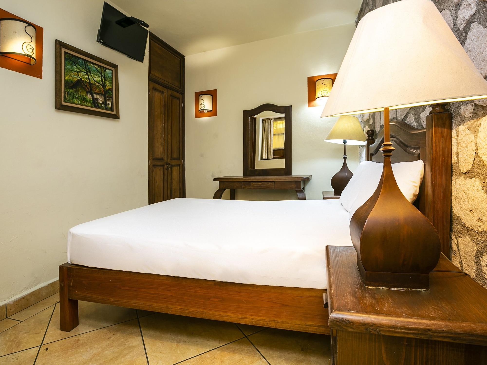 Hotel Casa Del Virrey & Suites มอเรเลีย ภายนอก รูปภาพ