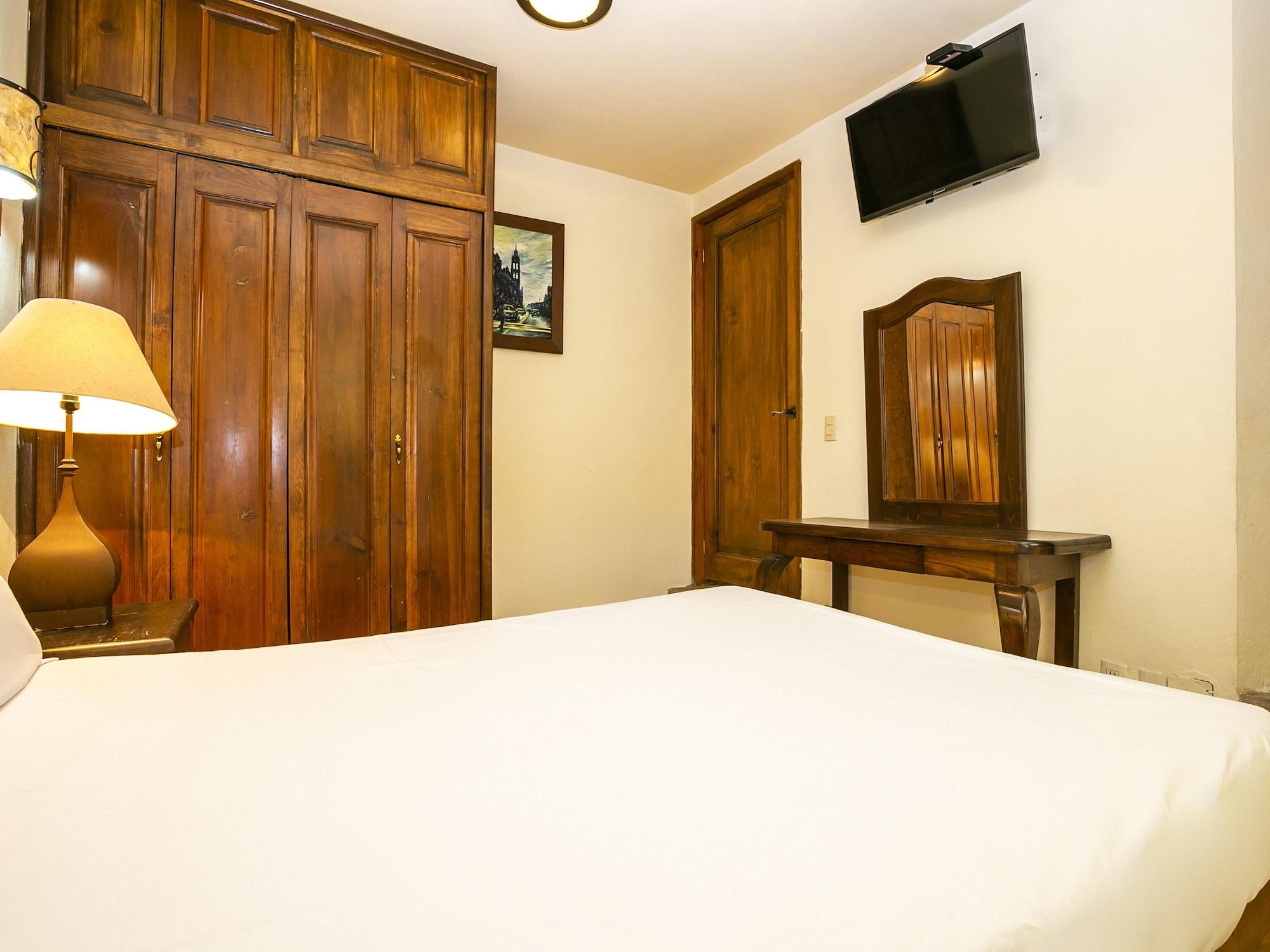 Hotel Casa Del Virrey & Suites มอเรเลีย ภายนอก รูปภาพ