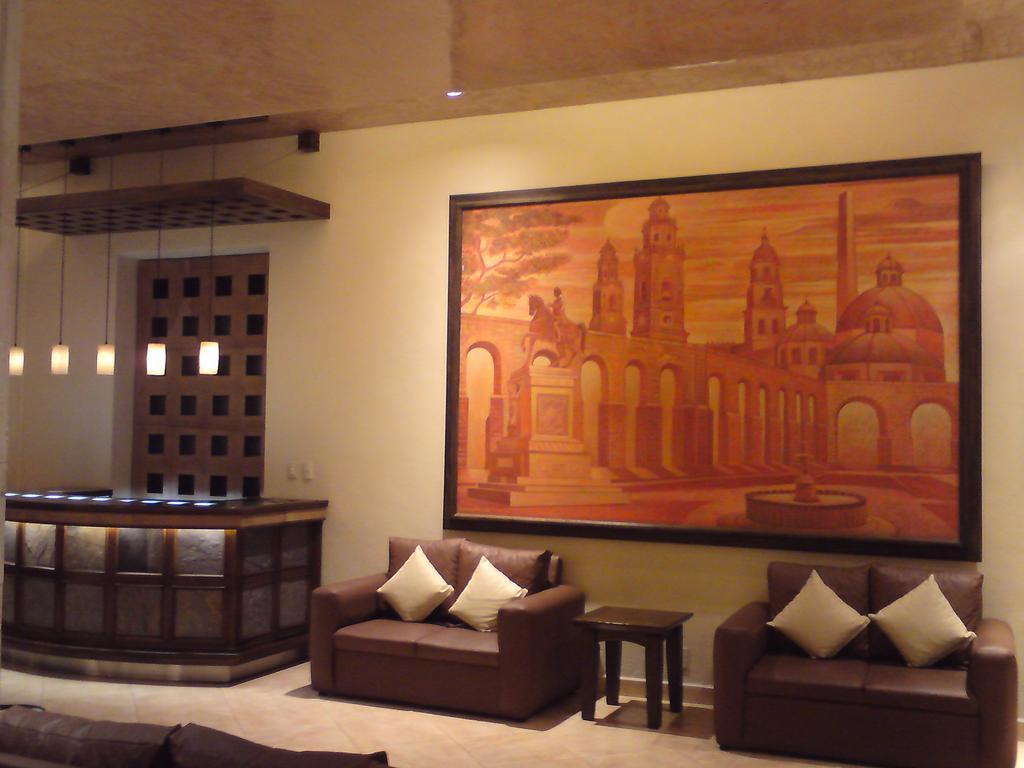 Hotel Casa Del Virrey & Suites มอเรเลีย ภายนอก รูปภาพ