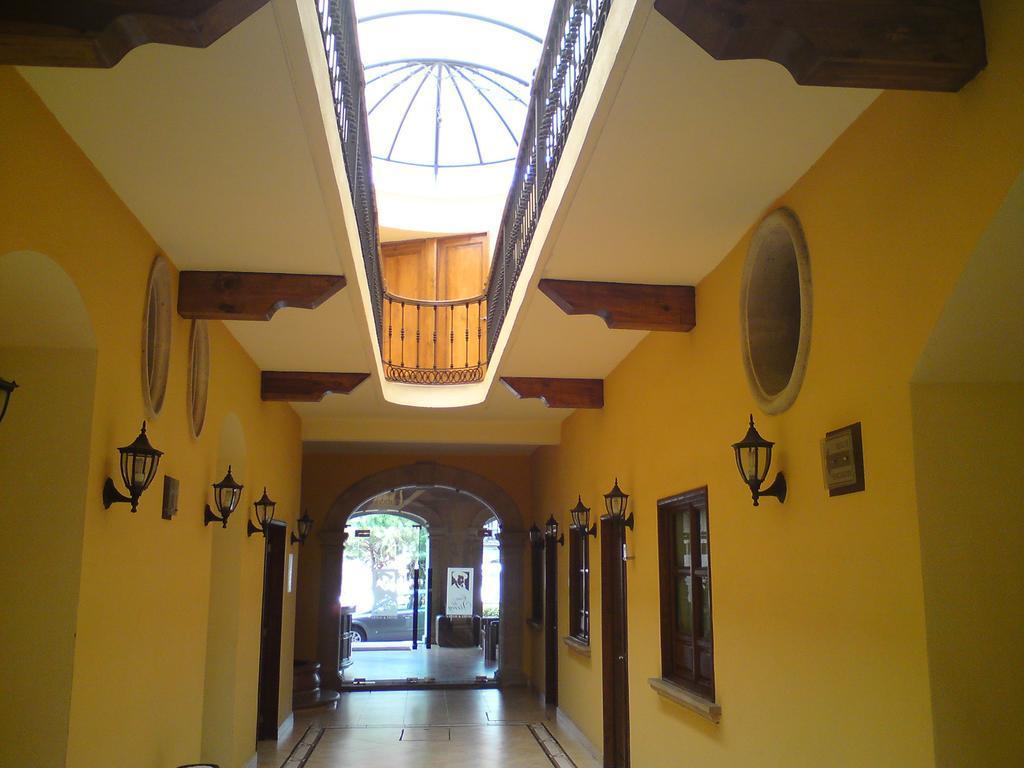 Hotel Casa Del Virrey & Suites มอเรเลีย ภายนอก รูปภาพ
