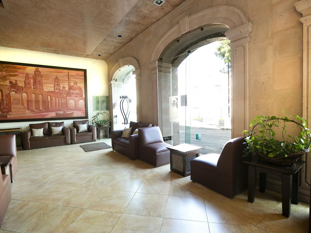 Hotel Casa Del Virrey & Suites มอเรเลีย ภายนอก รูปภาพ