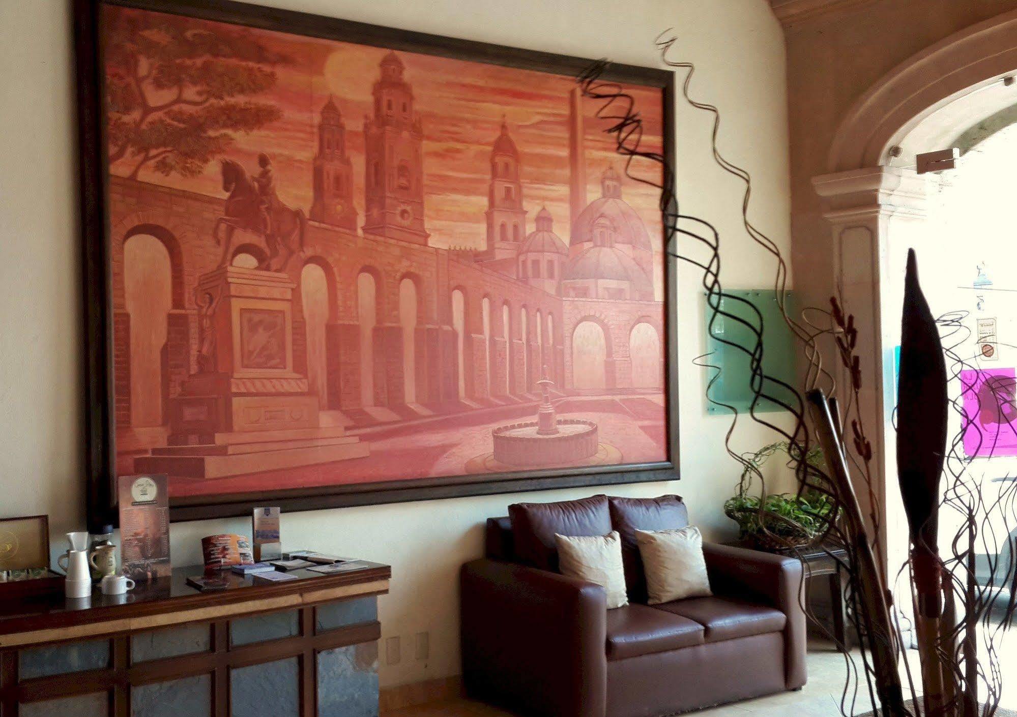 Hotel Casa Del Virrey & Suites มอเรเลีย ภายนอก รูปภาพ