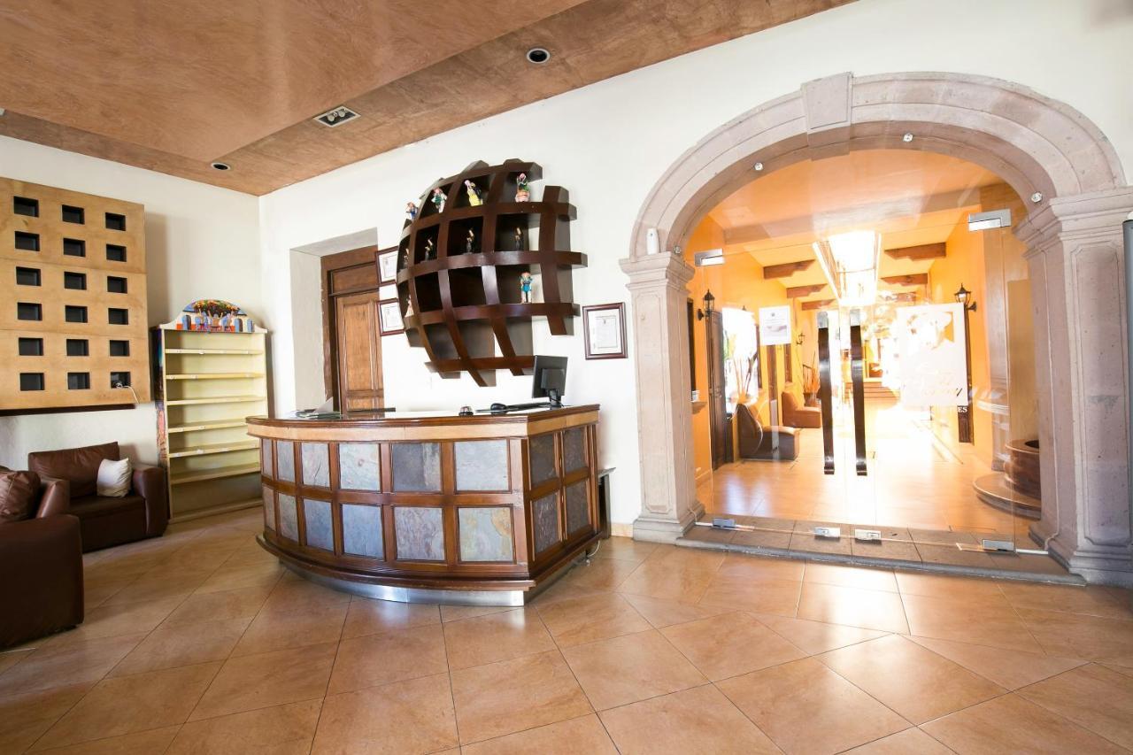 Hotel Casa Del Virrey & Suites มอเรเลีย ภายนอก รูปภาพ