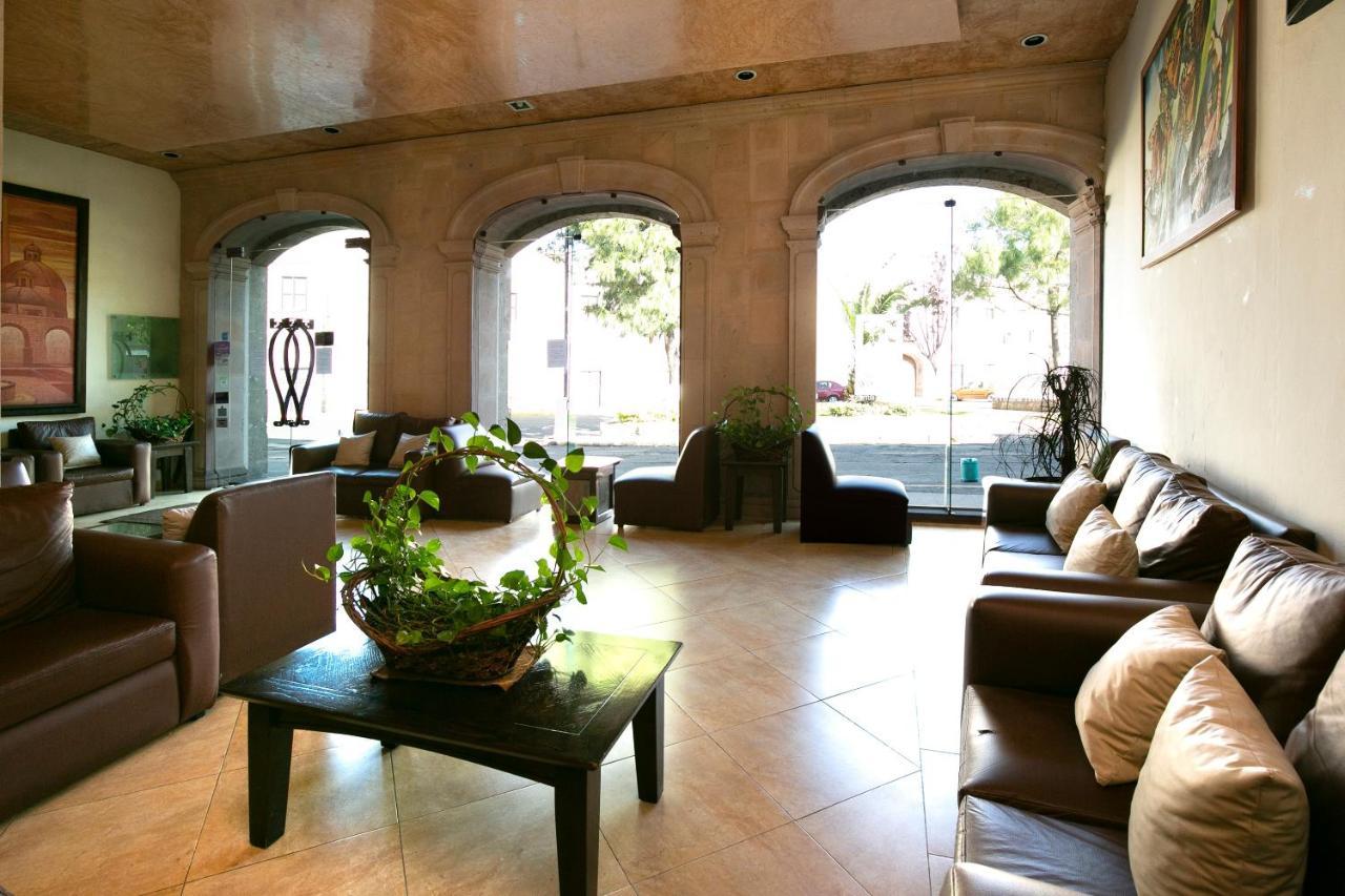 Hotel Casa Del Virrey & Suites มอเรเลีย ภายนอก รูปภาพ